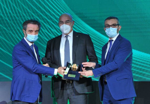 foto ipp marmorino milano 28 05 2021 Premio Rosa Camuna In the photo Ferruccio Resta with the President of Regione Lombardia Attilio Fontana and Councillor Bolignini regione lombardia rosa award  0