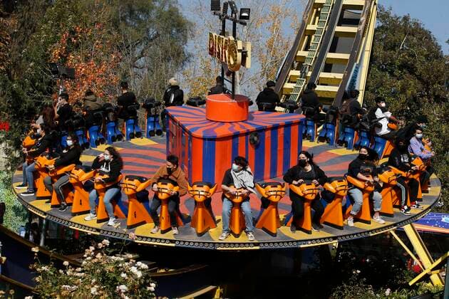 Santiago, May 28, 2021 Reopening of Fantasyland during Phase 2 of the Step by Step Plan Sebastian Cisternas Aton Chile, Santiago Chile Aton 513598  Copyright: SEBASTIANxCISTERNAS ATONxCHILE