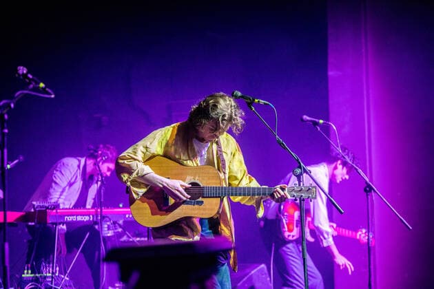 With great media interest the first indoor concert in Germany in 2021 took place on 28 5 2021 after a seven month break Due to the low incidence the Felsenkeller Leipzig decided to invit