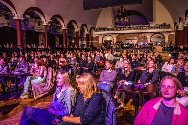 With great media interest the first indoor concert in Germany took place on 28 5 2021 after a se