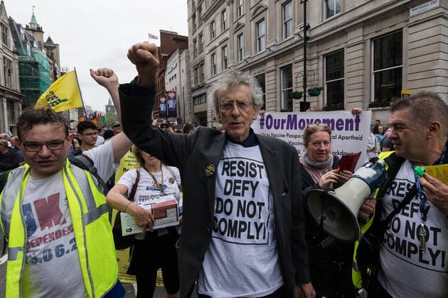 Anti-Lockdown Protest In London LONDON, UNITED KINGDOM - MAY 29, 2021: Activist Piers Corbyn joins thousands of demonstrators marching from Parliament Square through central London in a protest against the restrictions and legislations imposed by the Government to control the spread of coronavirus, lockdowns, mandatory face masks, vaccines and vaccine passports, on 29 May, 2021 in London, England. London Greater London United Kingdom szymanowicz-antilock210529_npJWP  Copyright: xWIktorxSzymanowiczx