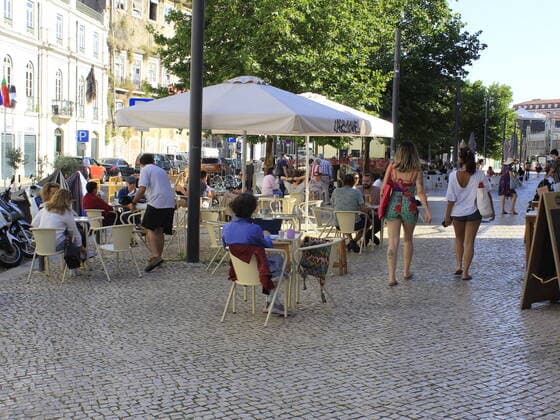 May 29, 2021, Lisbon, Portugal: Tourists movement this Saturday of spring in Lisbon, capital of Portugal. Tourists from Croatia and Netherlands have been released from quarantine and next week tourists from Cyprus, Lithuania and Sweden will be able to travel to Portugal without having to quarantine.  Copyright: xEdsonxdexSouzax