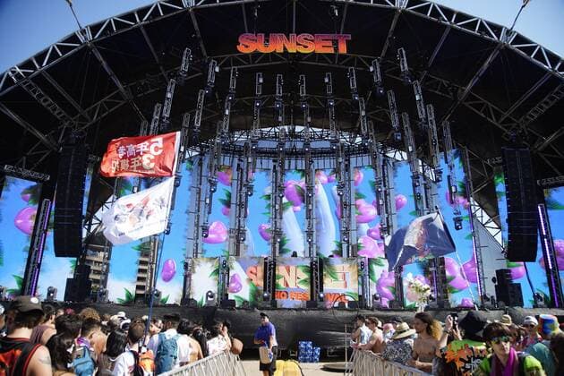 May 29, 2021, Tampa, Florida, USA: Electronic music fans gather at the return of Sunset Music Festival on Saturday, May 29, 2021 in Tampa. The 2020 festival was cancelled due to the COVID-19 pandemic. Tampa USA - ZUMAs70_ 20210529_zan_s70_076 Copyright: xLuisxSantanax