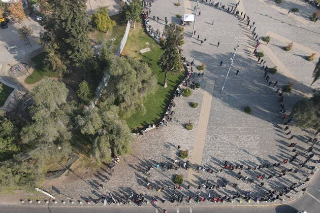 Santiago, May 30, 2021 A large influx of public is recorded in the vaccination center of Parque O™higgins during the coronavirus pandemic Marcelo Hernandez Atonchile, Santiago Chile Aton 513952  Copyright: MARCELOxHERNANDEZ ATONCHILE