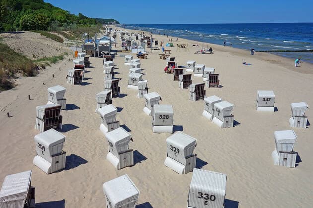 Slowly normality returns to Usedom Day visitors and holidaymakers from Mecklenburg Vorpommern enjoy the freedom Hoteliers and restaurants are ready for the big rush on 4 June, when holidaymakers from other federal states can come 30 05 2021 in Heringsdorf Coronavirus