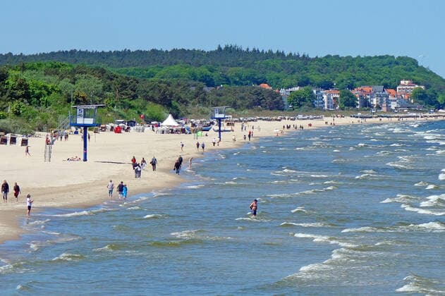 Slowly normality returns to Usedom Day visitors and holidaymakers from Mecklenburg Vorpommern enjoy the freedom Hoteliers and restaurants are ready for the big rush on 4 June, when holidaymakers from other federal states can come 30 05 2021 in Heringsdorf Coronavirus