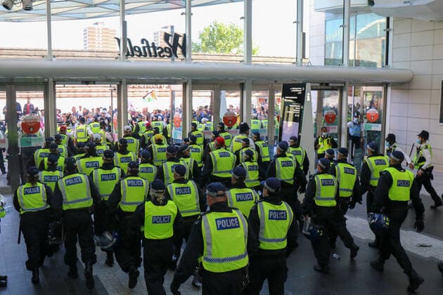 Anti Vax Demo And Clash With Police At Westfields Shopping Centre Anti-vaxx protesters clash with police while storming Westfield shopping centre, Stratford, London on Saturday 29th May 2021. London United Kingdom fletcher-antivaxx210529_npmJS  Copyright: xMIxNewsx