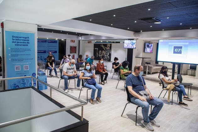 May 31, 2021, Barcelona, Catalonia, Spain: People are seen at a waiting room after being vaccinated at the Camp Nou..To accelerate the vaccination of COVID-19, the Futbol Club Barcelona has offered a space in the club s stadium, Camp Nou, for the Catalan Health Department to expand the mass immunization points. Barcelona Spain - ZUMAs197 20210531_zaa_s197_092 Copyright: xThiagoxPrudenciox