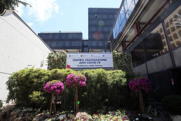 News Bilder des Tages Rome, Inauguration of the new vaccination hub located at the Confindustria headquarters. Pictured:  Copyright: xPieroxTenaglix xIPAx xPieroxTenaglix