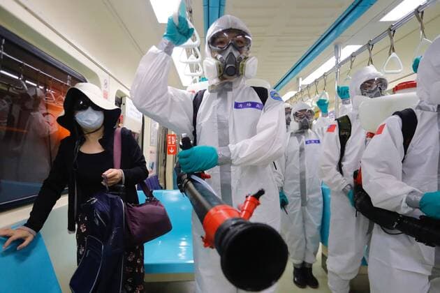 June 1, 2021, Taipei, Taipei, Taiwan: Chemical troops disinfect public areas and transport in Taipei, as Taiwan has seen more domestic Covid-19 cases and deaths related to the coronavirus. Taiwan CECC reported new 327 domestic COVID-19 cases and 13 deaths on Monday, bringing the total to 8,842, of which more than 7,500 are domestic cases. Taipei Taiwan - ZUMAs313 20210601_zip_s313_008 Copyright: xDanielxCengxShou-Yix