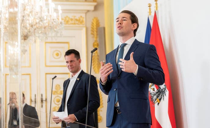 20210601 Press statements on the increasing willingness to vaccinate VIENNA, AUSTRIA - JUNE 1: Minister for social affairs Wolfgang Mueckstein (Green Party) and Federal Chancellor Sebastian Kurz (OEVP) giving a press statements on the increasing willingness to vaccinate at Federal Chancellery on June 1, 2021 in Vienna, Austria. WIEN, OESTERREICH - 1. JUNI: Sozialminister Wolfgang Mueckstein (Gruene) und Bundeskanzler Sebastian Kurz (OEVP) bei einem Pressestatement zur steigenden Impfbereitschaft im Bundeskanzleramt am 1. Juni 2021 in Wien, Oesterreich. 210601_SEPA_32_050 Copyright: xMartinxJuenx SEPAxMedia