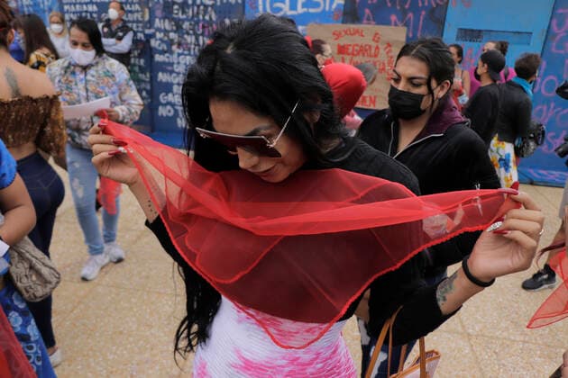 International Day Of Sex Workers In Mexico Sex workers, cisgender and transgender, wore red scarves at the Monument to the Revolution in Mexico City during the health emergency by COVID-19 and yellow epidemiological traffic light in the capital, who commemorated the International Day of Sex Workers, to make visible their experiences and respect for their rights. Mexico City Mexico vieyra-notitle210602_npgAt  Copyright: xGerardoxVieyrax