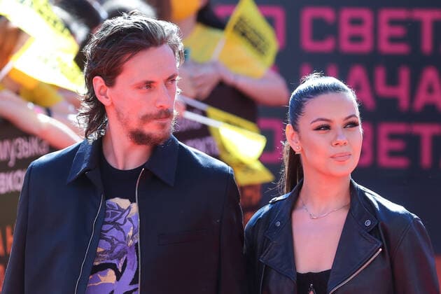 Muz-TV Music Awards in Moskau MOSCOW, RUSSIA â€“ JUNE 4, 2021: Ballet dancer Sergei Polunin (L) and ice dancer Elena Ilinykh at a ceremony to present the 2021 Muz-TV Music Awards, at the Megasport Arena. Sergei Karpukhin TASS  TS10375E