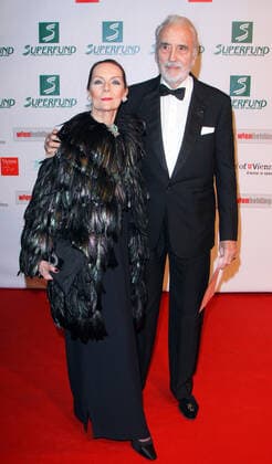 Womens World Award 05 03 2009 Actor Sir Christopher Frank Carandini Lee, CBE, CStJ Mrs Birgit Kroencke Gitte at the Vienna Stadthalle, Roland Rainer Platz 1, Vienna, at the Women World Awards 05 03 2009 Â