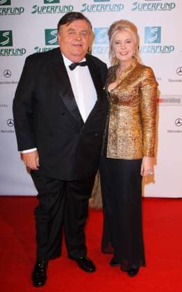 Womens World Award 05 03 2009 Prof Dr Helmut Thoma Mrs Daniele at the Vienna Stadthalle, Roland Rainer Platz 1, Vienna, at the Women World Awards 05 03 2009 Â