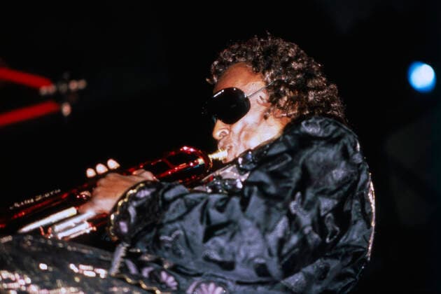 MILES DAVIS Miles Davis, amerikanischer Jazztrompeter, Flügelhornist, Komponist und Bandleader, 1989. Miles Davis, American Jazz trumpet player, Flugelhorn player, composer and bandleader, 1989., Deutschland Copyright: kpa UnitedArchives55021489 EDITORIAL USE ONLY