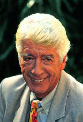 RUDI CARRELL Rudi Carrell, Showmaster, Moderator und Entertainer aus den Niederlanden, Portrait circa 1998. Rudi Carrell, Dutch presenter, entertainer, show and quiz master, portrait circa 1998., Deutschland Copyright: kpa UnitedArchives55032075 EDITORIAL USE ONLY
