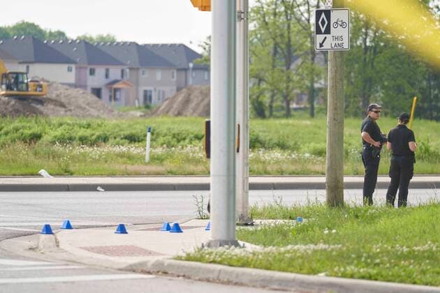 June 7, 2021, London, Ontario, Canada: London Police investigate the scene of a car crash in London, Ontario on Monday, June 7, 2021. Police in London, Ont., say four people have died after several pedestrians were struck by a car Sunday night. London Canada  - ZUMAc35_ 20210607_zaf_c35_015 Copyright: xGeoffxRobinsx