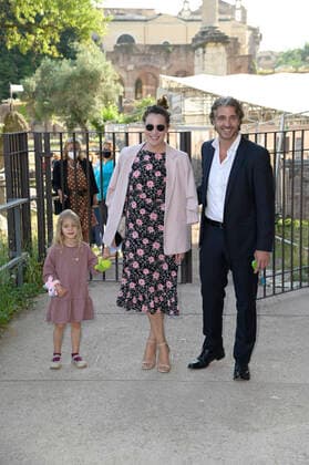 June 7, 2021, Rome, Italy: Daniele Liotti with his wife Cristina D Alberto Rocaspana and daughter Beatrice attend the 15th edition of the Via Margutta Award at the Colosseum Archaeological Park in Rome. Rome Italy - ZUMAs197 20210607_zaa_s197_205 Copyright: xMarioxCartellix