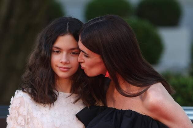June 7, 2021 Malaga Paz Vega, excited by the debut of her daughter Ava in the cinema The actress stars La casa del caracol , where also appears her second daughter with Orson Salazar Paz Vega has attended the press presentation of her new film, directed by the novel Macarena Astorga, and has done so accompanied by her husband and two children Orson and Lenon Cordon  FOTOSxLORENZOxCARNERO CORDONPRESS