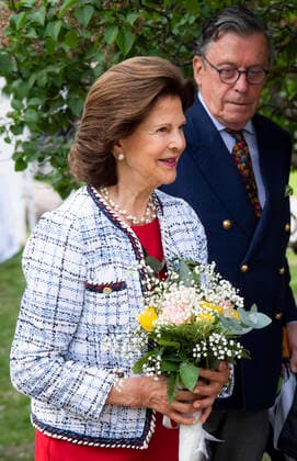 STOCKHOLM 2021 06 07 Queen Silvia of Sweden arrives at the music school Lilla Akademin in Vasastan in central Stockholm to attend a concert Stockholm Sweden x10050x,  Copyright: xPontusxLundahl TTx QUEEN SILVI VISIT MUSIC SCHOOL