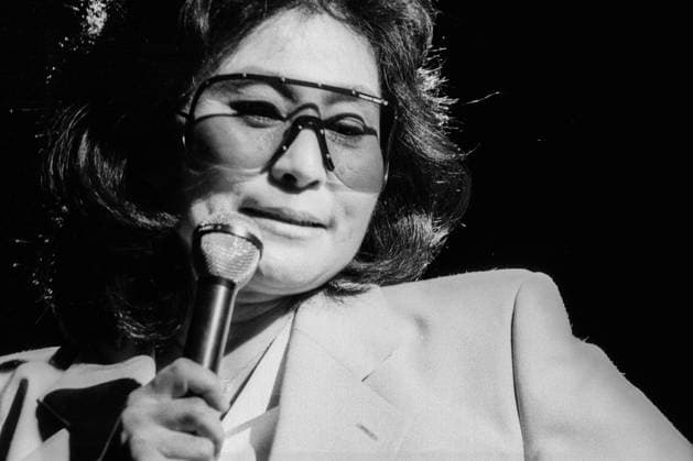Yoko Ono wife of JohnLennon in concert at the Grote Aula of the vlaams universiteit van Brussel Yoko Ono ex epouse de John Lennon en concert a la VUB Reporters QUINET JEANxMARCxQUINET
