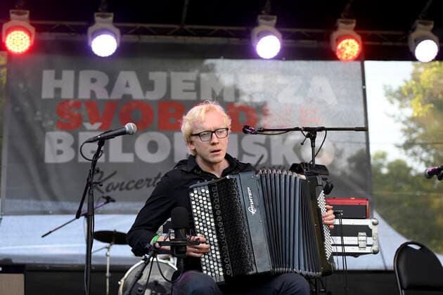 Belarusian musician Aljaksandr Jasinskij plays on a concert in support of free Belarus dedicated to Belarusian opposition leader Sviatlana Tsikhanouskaya (not on the photo) who attended it on the Kampa island in Prague centre tonight, on Tuesday, June 8, 2021. Like Senate chairman Milos Vystrcil (Civic Democrats, ODS) earlier, the moderator of the event entitled We Are Playing for Free Belarus - a Concert for Sviatlana, Tomas Mechacek, called her the Belarusian president. (CTKxPhoto OndrejxDeml) CTKPhotoP2021060809084  dml 012