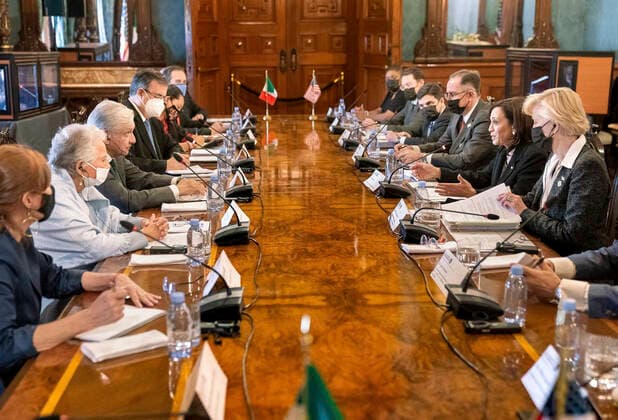 STYLELOCATIONU.S. Vice President Kamala Harris during a bilateral meeting with Mexican President Andres Manuel Lopez Obrador at the National Palace June 8, 2021 in Mexico City, Mexico. Mexico City Mexico City - ZUMAp138 20210608_zaa_p138_007 Copyright: xLawrencexJackson WhitexHousex