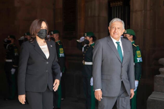 STYLELOCATIONU.S. Vice President Kamala Harris and Mexican President Andres Manuel Lopez Obrador tour the National Palace during arrival ceremonies June 8, 2021 in Mexico City, Mexico. Mexico City Mexico City - ZUMAp138 20210608_zaa_p138_008 Copyright: xJessicaxRamoÂ­Rez PresidenciaxDex