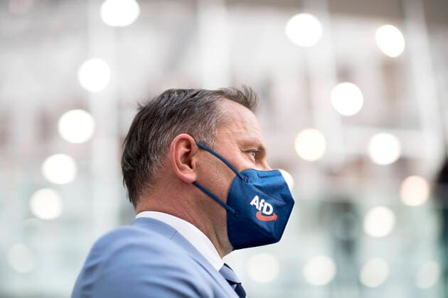 Tino Chrupalla, AfD DEU, Deutschland, Germany, Berlin, 07.06.2021 Tino Chrupalla, Parteivorsitzender der AfD, mit Maske Logo AfD waehrend der PK von der Partei AfD, Alternative fuer Deutschland, bei der Bundespressekonferenz einen Tag nach den Landtagswahlen in Sachsen-Anhalt in Berlin. en: Tino Chrupalla, leader of the right-wing party AfD, Alternative fuer Deutschland, Alternative for Germany, federal spokesman, with protection mask during a press call at the federal press conference, Bundespressekonferenz, the day after the elections in the eastern German state of Saxony-Anhalt in Berlin, Germany. The German CDU emerged in Saxony-Anhalt as the strong winner with 37.1% of the vote, soundly defeating the far-right Alternative for Germany