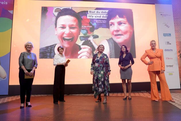 Presentation of the German KITA Award 2021 Current, 09 06 2021, Berlin, Moderator Barbara Schoeneberger together with Federal Minister for Family Affairs Christine Lambrecht SPD , Dr Heike Kahl the Managing Director of the German Child