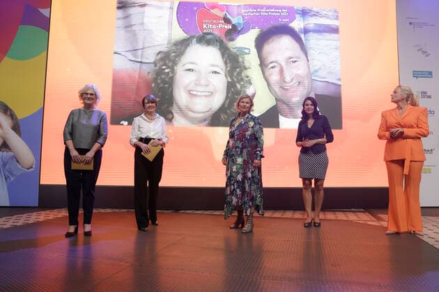 Presentation of the German KITA Award 2021 Current, 09 06 2021, Berlin, Moderator Barbara Schoeneberger together with Federal Minister for Family Affairs Christine Lambrecht SPD , Dr Heike Kahl the Managing Director of the German Child