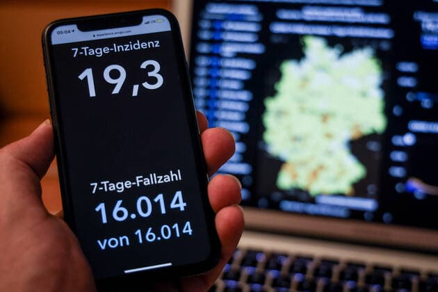Coronavirus in Germany Covid 19 Dashboard of the Robert Koch Institute 10 06 2021 Robert Koch Institute 7 days Incidence 19.3 7 days Number of cases 16 014 COVID 19 cases 3 709 129 Addition of 3 187 compared to previous day COVID 19 deaths 89 585 Addition of 94 compared to previous day