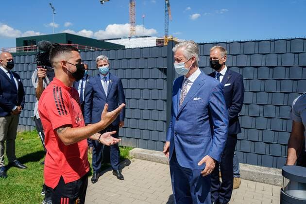 TUBIZE, BELGIUM - JUNE 10 : Royal visit of King Philip at the basecamp of the Belgian Red Devils in Tubize prior to the 16th UEFA 2020 European Football Championship on June 10, 2021 in Tubize, Belgium, 10 06 2021 FOOTBALL : Belgique Activites Media EURO2020 - 10 06 2021 Photonews Panoramic  Photonews Panoramic