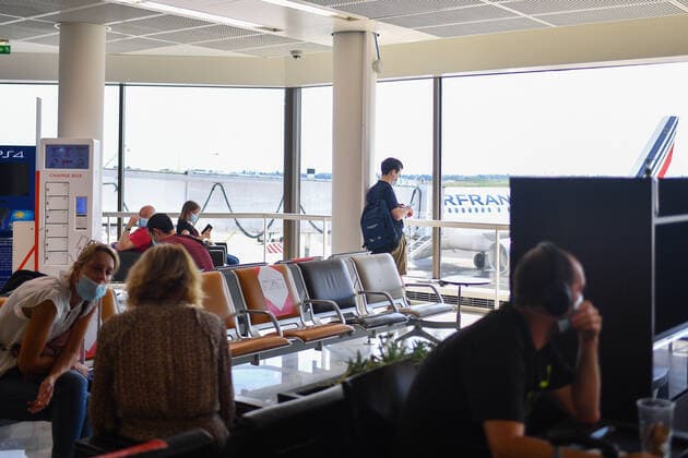 France: atmosphere a l aeroport d orly Air France. Aeroport Orly 268864 2021-06-10 _sans_perso  Copyright: xL.Urmanx xStarfacex STAR_268864_001