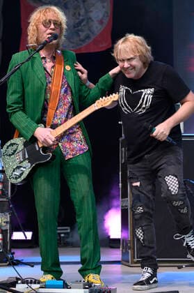 Christof Stein Schneider from Fury in the Slaughterhouse and Tobias Künzel Die Prinzen live as part of the concert series Back on Stage at the Gilde Parkbühne Hannover, 11 06 2021 Foto:xC.xNiehausx xFuturexImage