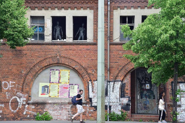 DANCING for science outside facade of the former industrial building and current club Revier Südost PK to the pilot project, Open Air in the Revier Südost, Baergarten , DANCING for science, under certain Corona hygiene concept The relaunch will take place on Sunday 13 06 2012 in Berlin Press conference on 12 06 2021 Photopress Mueller