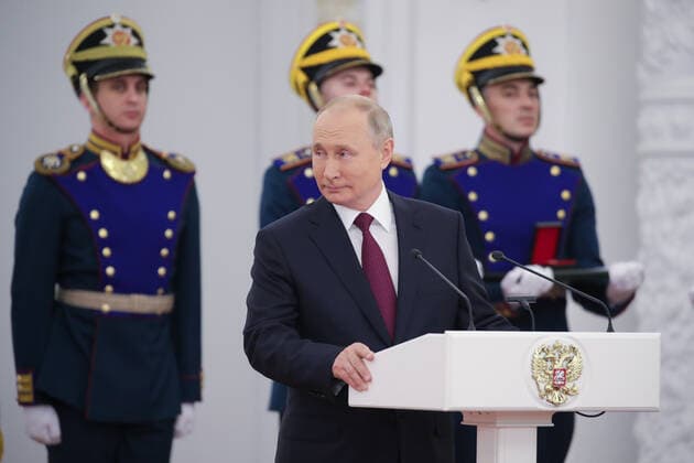 MOSCOW, RUSSIA - JUNE 12, 2021: Russia s President Vladimir Putin (front) speaks during a ceremony held at the Moscow Kremlin on Russia Day to present state decorations and prizes. Mikhail Klimentyev Russian Presidential Press and Information Office TASS  TS1046CA