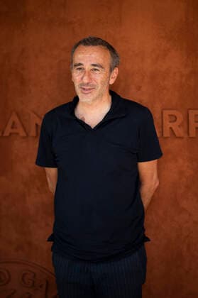 Elie Semoun CELEBRITES : Internationaux de France Roland Garros 2021 - Finale Hommes - Paris - 13 06 2021 JBAutissier Panoramic 