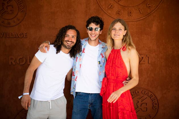 Entertainment Bilder des Tages Maxime Muscat - Matthias Dandois et Constance Jablonski CELEBRITES : Internationaux de France Roland Garros 2021 - Finale Hommes - Paris - 13 06 2021 JBAutissier Panoramic 