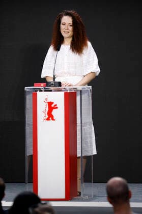 Olga Lucovnicova with the Golden Bear for the best short film Nanu Tudor at the award ceremony of the Berlinale Summer Special 2021 71 Berlin International Film Festival at the open-air cinema Museumsinsel Berlin, 13 06 2021 Foto:xD.xBedrosianx xFuturexImage