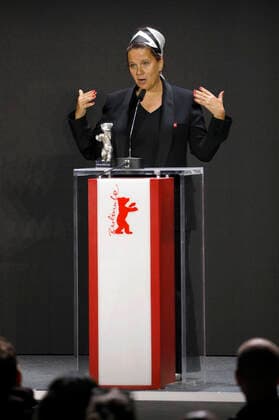 Maria Speth with the Silver Bear Jury Prize for the documentary Mr Bachmann and his Class at the Berlinale Summer Special 2021 71 International Film Festival Berlin at the open-air cinema Museumsinsel Berlin, 13 06 2021 Foto:xD.xBedrosianx xFuturexImage