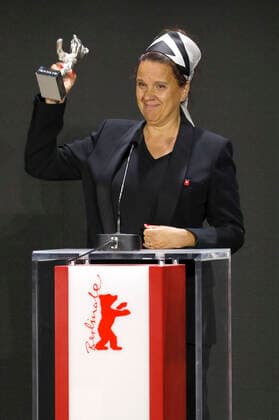 Maria Speth with the Silver Bear Jury Prize for the documentary Mr Bachmann and his Class at the Berlinale Summer Special 2021 71 International Film Festival Berlin at the open-air cinema Museumsinsel Berlin, 13 06 2021 Foto:xD.xBedrosianx xFuturexImage