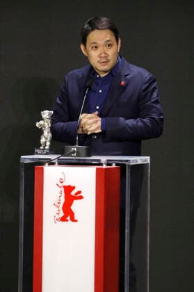 Ryusuke Hamaguchi with the Silver Bear Grand Jury Prize for Guzen to sozo at the award ceremony of the Berlinale Summer Special 2021 71 Berlin International Film Festival at the open-air cinema Museumsinsel Berlin, 13 06 2021 Foto:xD.xBedrosianx xFuturexImage