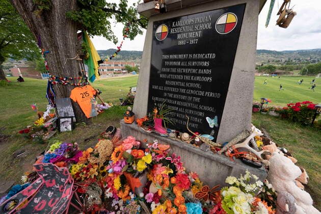 June 13, 2021, Kamloops, BC, Canada: A memorial is seen outside the Residential School in Kamloops, B.C., Sunday, June, 13, 2021. The remains of 215 children were discovered buried near the former Kamloops Indian Residential School earlier this month. Kamloops Canada  - ZUMAc35_ 20210613_zaf_c35_082 Copyright: xJonathanxHaywardx