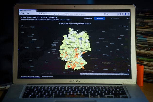 Coronavirus in Germany Covid 19 Dashboard of the Robert Koch Institute 15 06 2021 Robert Koch Institute 7 days Incidence 15.5 7 days Number of cases 12 890 COVID 19 cases 3 716 170 Addition of 652 compared to the previous day COVID 19 deaths 89 937 Addition of 93 compared to the previous day