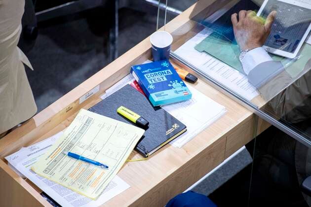 Vienna, Austria: 111th National Assembly in the parliament In der Aktuellen Stunde wird zum Thema Sichere GastÂ­freundschaft: Comeback des österreichischen Tourismus diskutiert. In der aktuellen Europastunde wird das Thema ,,Freies Österreich mit freien Bürgern statt EU-ZwangsÂ­beglückung durch BargeldÂ­begrenzung und SchuldenÂ­union, Herr BundesÂ­kanzler! diskutiert. Im Bild: Peter Wurm (FPÖ). Wien, Österreich. 16.06.2021