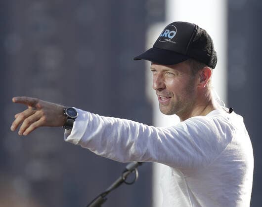 Chris Martin and Coldplay perform during a sound check before they tape a free concert for Macy s Fourth of July special in New York City on Thursday, June 17, 2021.  NYP20210617126 JohnxAngelillo