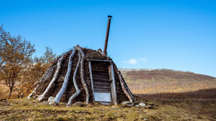 Sami-Hütte, Kungsleden Trail, Abisko, Schweden, Europa *** Sami Hut, Kungsleden Trail, Abisko, Sweden, Europe Copyright: imageBROKER/SaschaxSelli-Grabowski ibxsse06953384.jpg