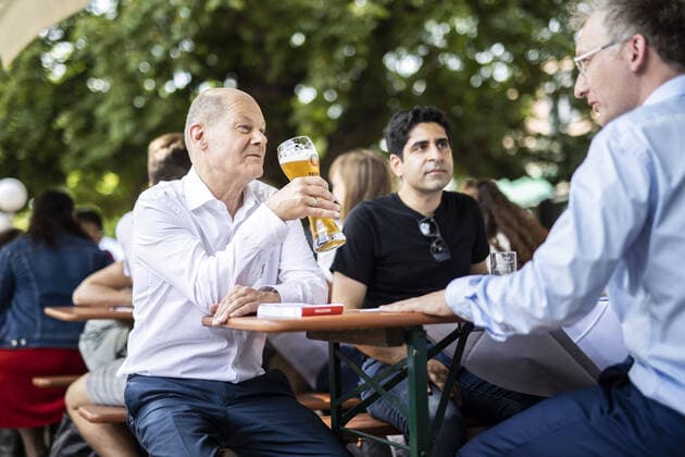 Olaf Scholz, candidate for chancellor of the SPD, taken during the SPD Future Forum in a beer garden in Berlin, 20 06 2021 Berlin Germany Copyright: xFlorianxGaertner photothek.dex